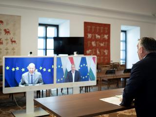 Brüsszellel tárgyalt Orbán Viktor, ütésváltás Varsó és Moszkva között – esti összefoglaló