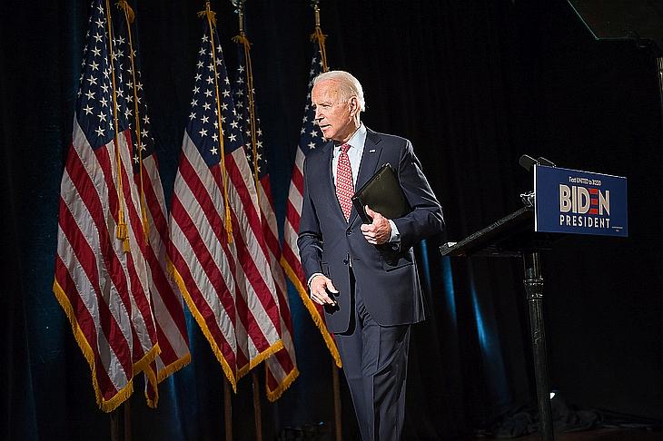 Joe Biden a tőzsdék számára is emészthető jelölt (Fotó: EPA/TRACIE VAN AUKEN)