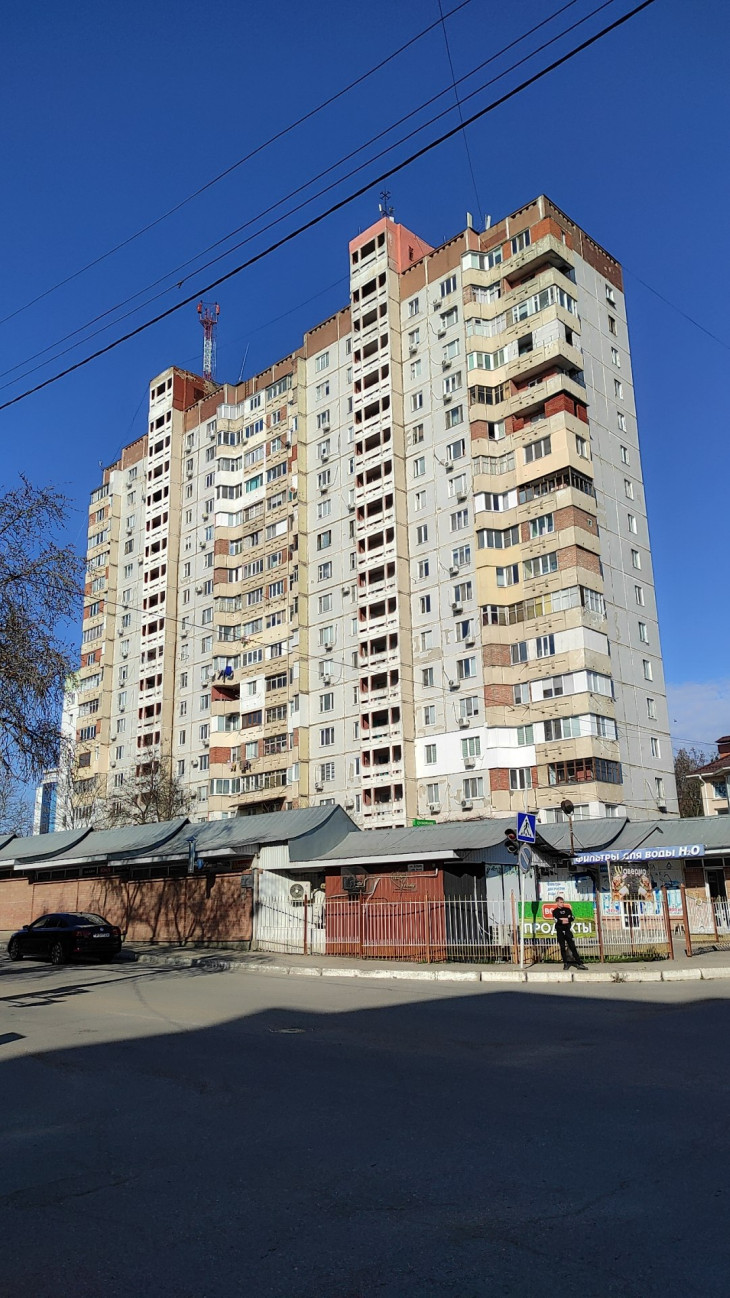 Impozáns épület Tiraszpol közepén