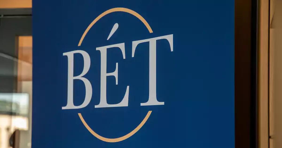 Hatalmas zakóval zárt a pesti parkett, az OTP infarktust kapott