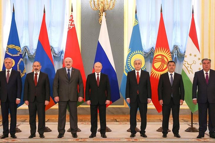 A Putyin-csapat. Fotó: kremlin.ru/TASS 