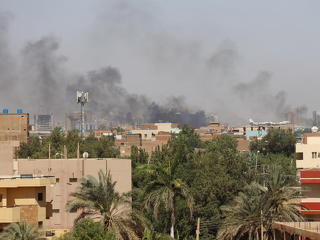 Este lejár a tűzszünet Szudánban, pörgős akcióban a brit hadsereg