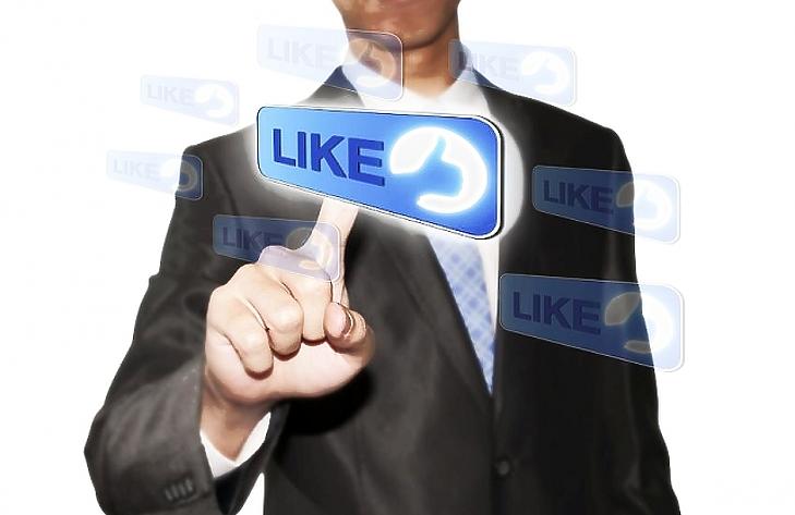 A drága olaj átrendezi a részvényeket, politikailag elfogult a Facebook?