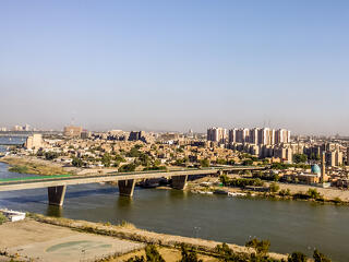 Sokáig maradnak még a magyar katonák Irakban