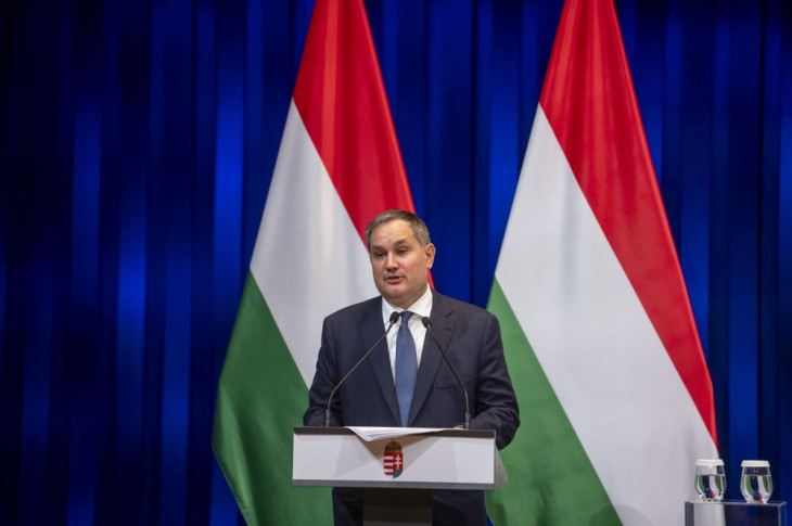 Volt miről beszélni