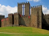 A sziklavár Guimarãesben. Fotó: Depositphotos