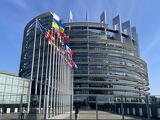 Az Európai Parlament jóváhagyta az Ukrajnának nyújtandó, orosz eszközökkel fedezett hitelt