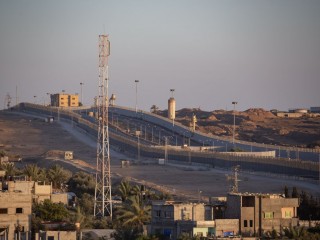 Határkerítés Rafah városánál - Egyiptom és Izrael közt nőnek a feszültségek