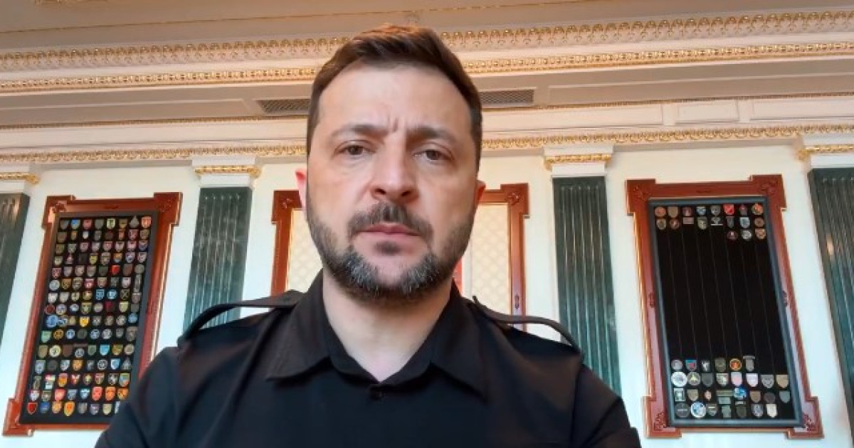 Zelenszkij: az Egyesült Államok újraindítja fegyverszállítmányait