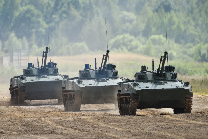 A bemutatókon nagyon jól teljesítettek a BMD-4-esek, a valóságban azonban a legénységükre is halálos veszélyt jelentenek