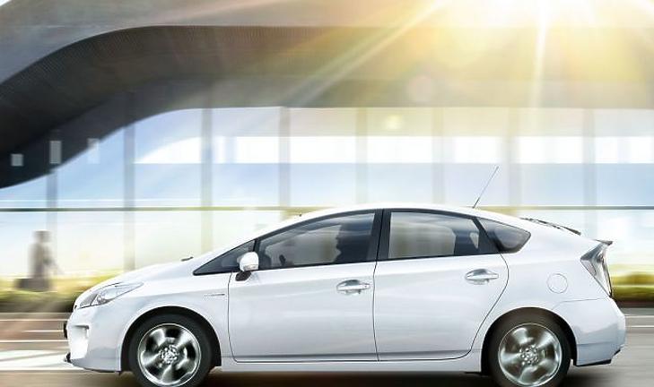 Több mint 600 ezer autót hívnak vissza – lehet, a tiédet is?