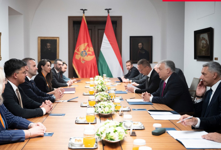 A magyar és a montenegrói delegáció