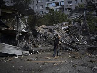 Scholz: egy emberöltőig is tarthat Ukrajna újjáépítése