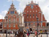 Riga egyik ikonikus épülete, a Feketefejűek háza. Fotó: Wikipédia/Diego Delso
