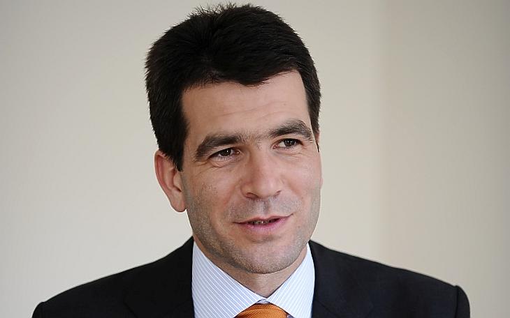 A stabil, vagy a gyenge forintban érdekelt az MNB?