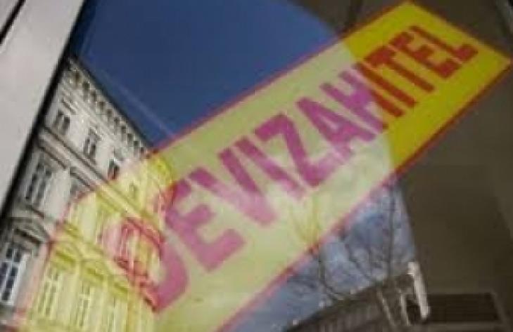 Árfolyamkockázat: nem a devizahiteles ügyfél pénztárcáját terheli az összes költség