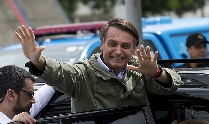 Bolsonaro elnöknek nincsenek könnyű napjai