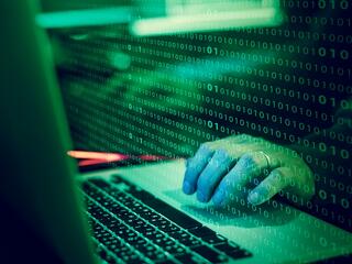 Tömeges megfigyelőrendszert használhattak a magyar titkosszolgálatok, vizsgálat indul