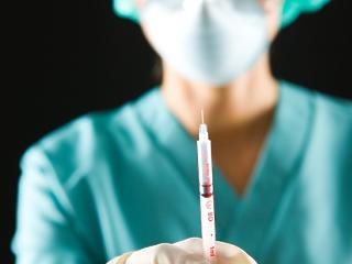 Kelet-Európa fele (!) bizalmatlan a védőoltásokkal szemben