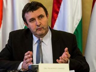 A miniszter szerint átalakításra szorul a magyar gazdaság húzóágazata