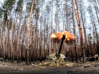 Zelenszkij örülhet: gyártják a fegyvereket Ukrajnának