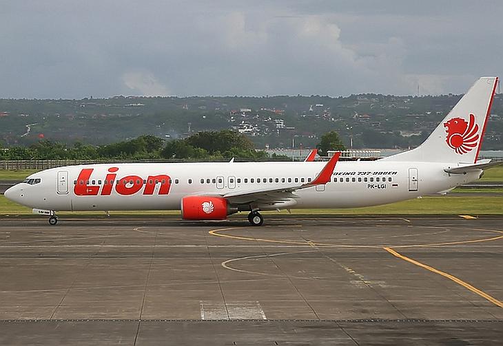 Lezuhant egy utasszállító repülő