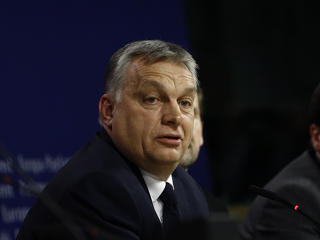 Orbán Viktor a markát tartja az EU-s pénzért