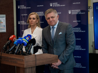 Robert Fico a NATO-csúcs előtt szlovák semlegességről beszél