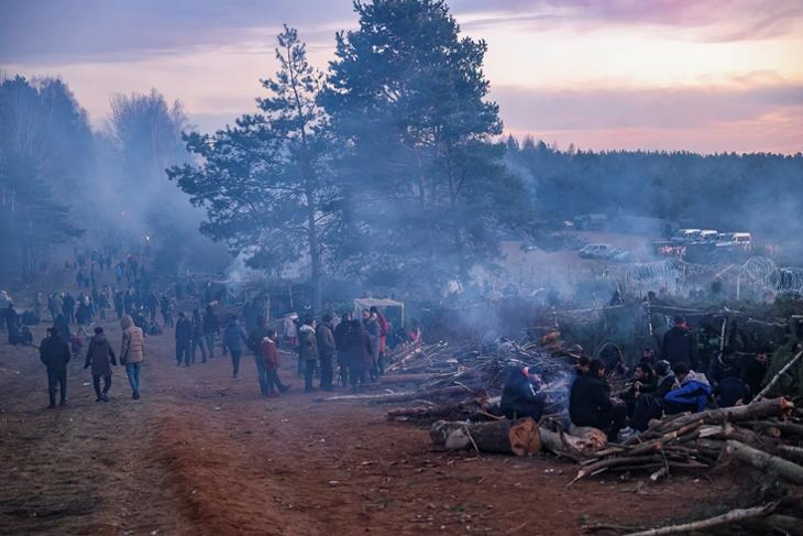 Menedékkérők tábora a fehérorosz-lengyel határ fehérorosz oldalán (2021-es felvéltel)