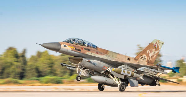 Most északra repültek az izraeli gépek – sok a halott
