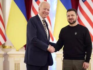 Otthon komoly kritikákat is kapott Biden kijevi útja miatt