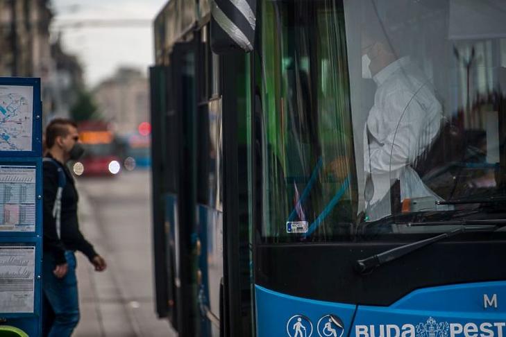 8 ezer forintot fizethet, aki nem hord maszkot a BKK járatain