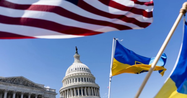 Az amerikai Kongresszus felett most vidámabban lobog az ukrán zászló