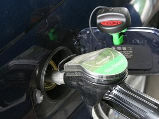 Benzinkút-ellenőrzés: csak egyet zártak be 