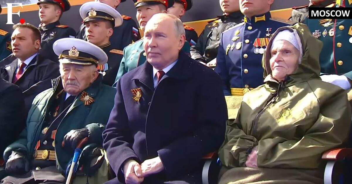 Putyin a múlt dicsőségében fürdeti az ukrajnai agressziót