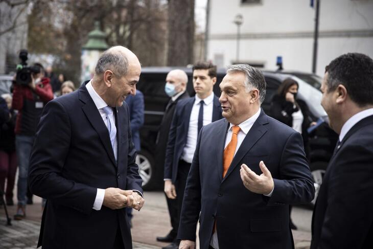 Orbán Viktor miniszterelnök és Janez Janša akkori szlovén kormányfő találkozója Lendván (korábbi felvétel)