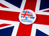 Ötből négy brit kormányváltást akar