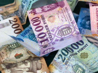 Soha rosszabb hétindítást a forinttól