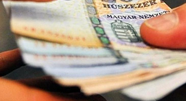 Mennyit érne a 4,1 százalékos minimálbér-emelés idén? Itt a válasz: szinte semmit