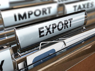 A külkereskedelem volumene csökkent márciusban