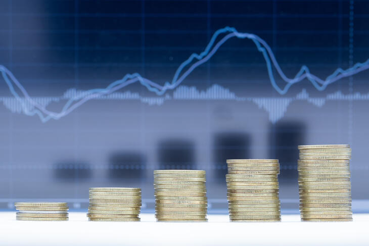 Jól figyeljen: 360 alá erősödött a forint az euróval szemben