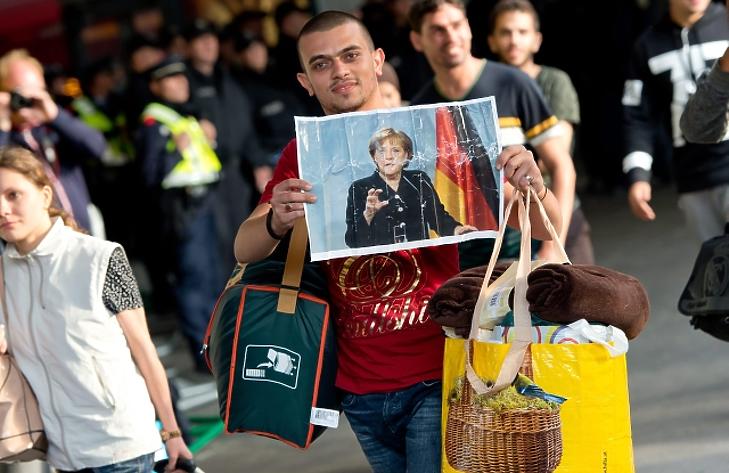Jaj nekünk, Brüsszel erősítését tervezi Merkel
