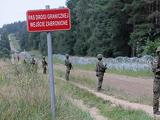 Migránsválság: már Észtország is katonákat küld a lengyel határra