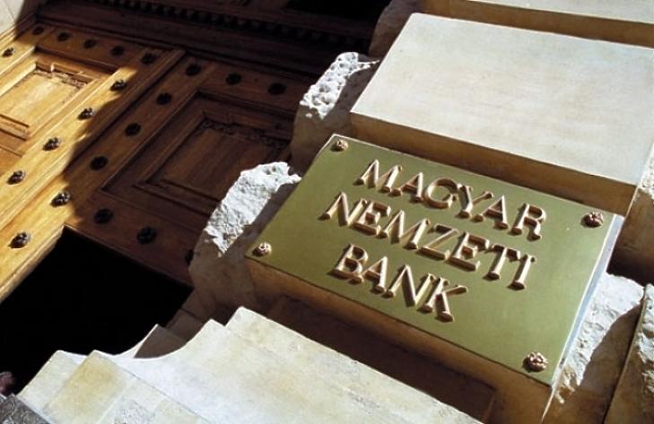 Háttérbeszélgetést tart délután a jegybank