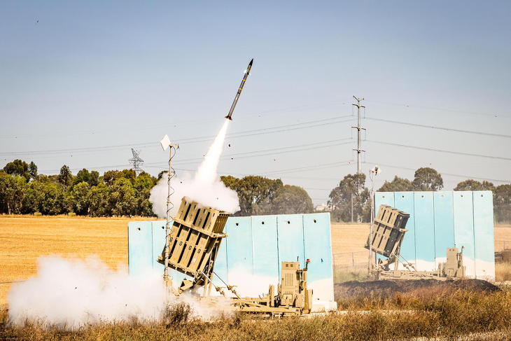 Lángoltak a Golán-fennsík a Libanonból érkező rakéták miatt