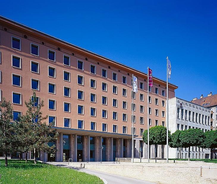 Komoly büntetést kapott a Magyar Telekom – 14 ezer ügyfelet érint
