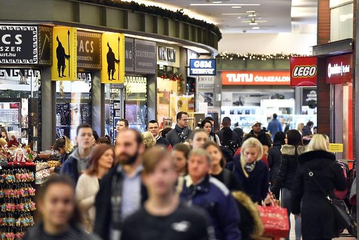 Rengeteg pénzt költöttünk karácsony előtt 
