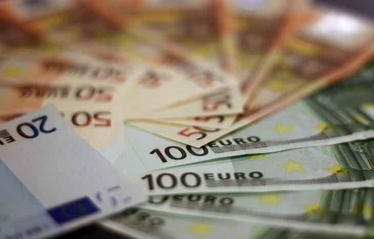 Az európai közös pénz van amikor egyre kevesebbet ér forintban
