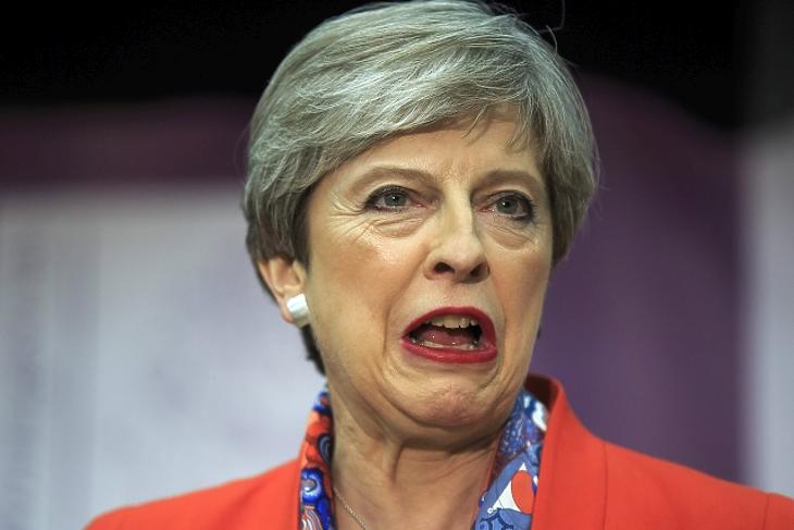 Theresa May lehazudta a csillagokat az égről?