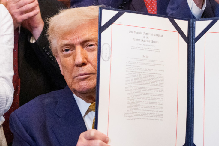Ha Trump ezt a törvényt is aláírja, akkor óriási pénzek szabadulhatnak rá a kripto- és az aranypiacra.